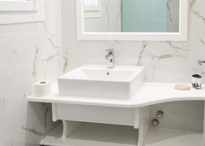 Bright studio apartment with kitchenette in Samos